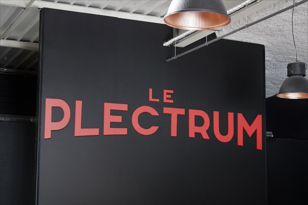 Plectrum Rummilly