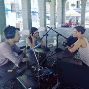 Radio FMR en direct de la braderie de commerçants de Rumilly