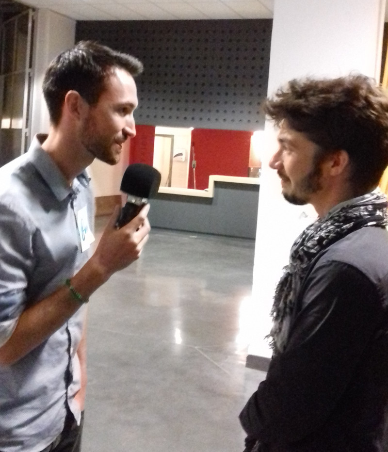 Interview Blue Scarf Radio FMR