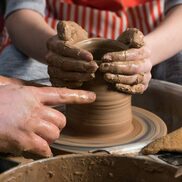 Stage enfants modelage-poterie à Massingy