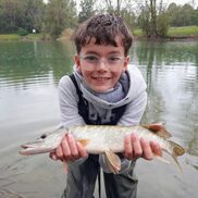 Stages de pêche pour la Toussaint à Rumilly