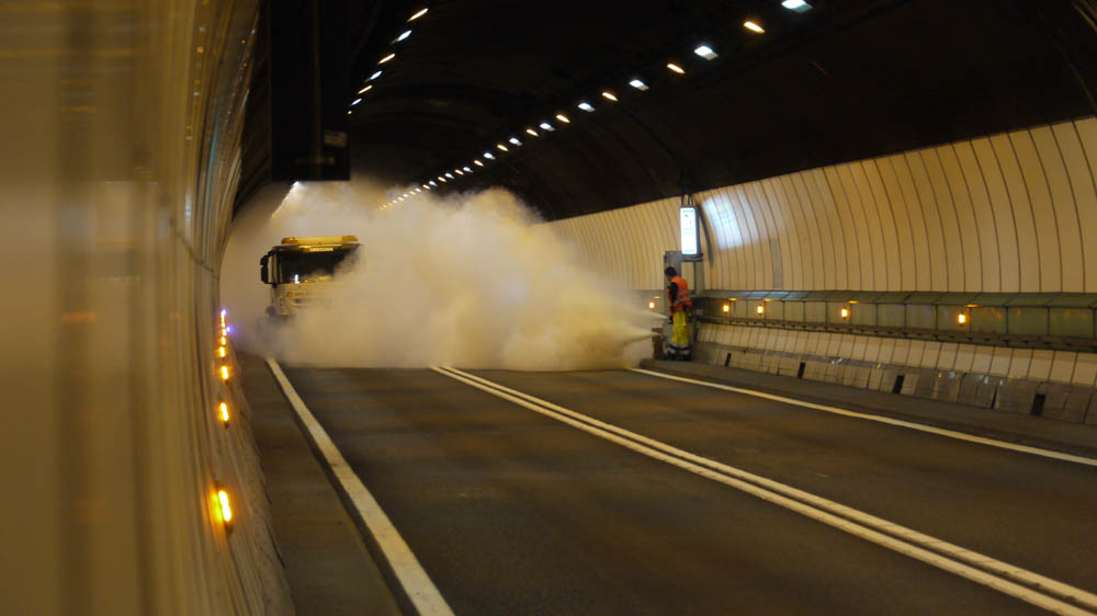 Exercice en 2014 dans le tunnel du Mont Blanc. Crédits ATMB
