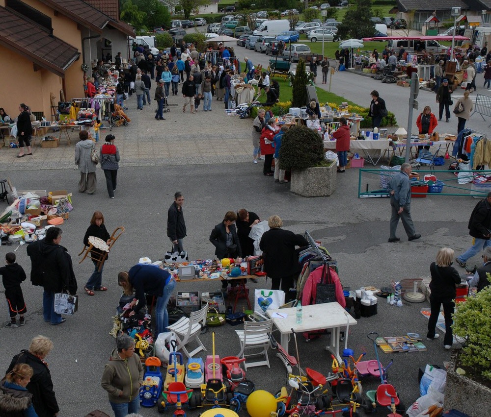 Brocante Vallières 8 mai 2023