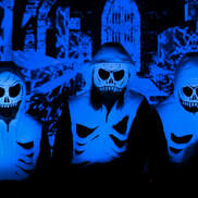 OH YEAH ! OH YEAH ! par Black Bones au brise-glace d’Annecy